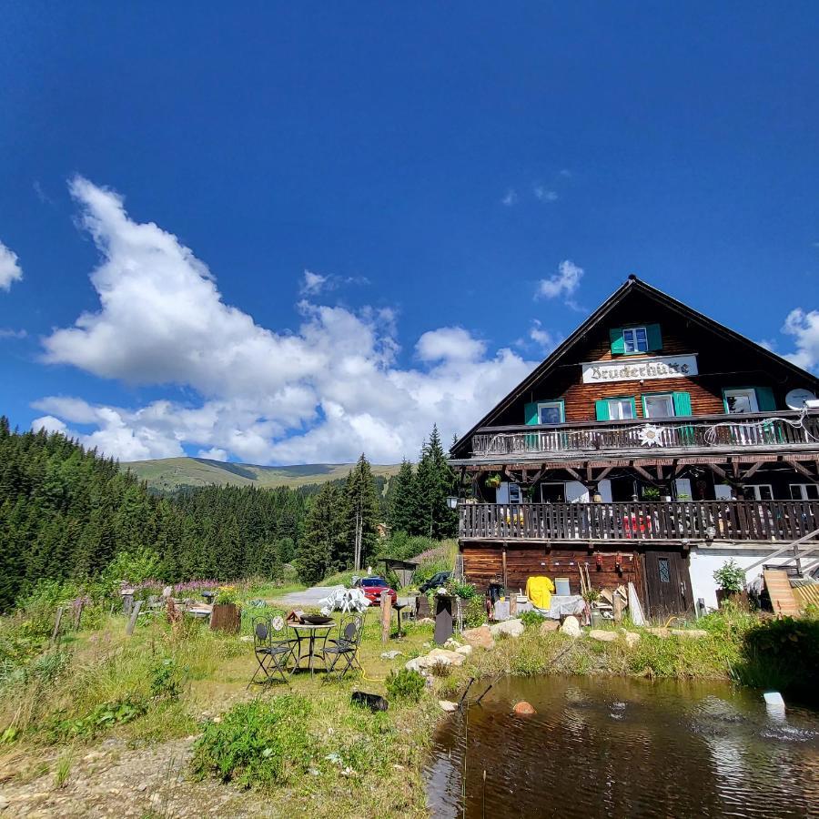 Bruckerhutte Bed & Breakfast Lachtal Exterior photo